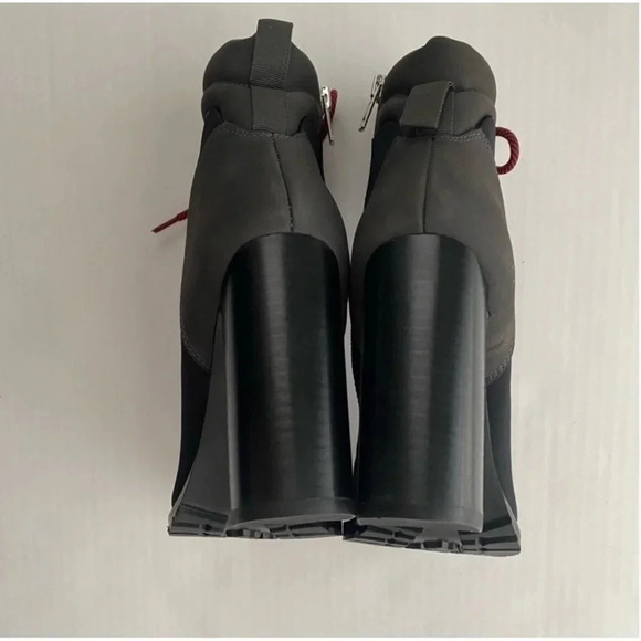 New Steve Madden Karey Black Multi Lightweight Lace Up Mid Heel Booties size 8 - Picture 10 of 13